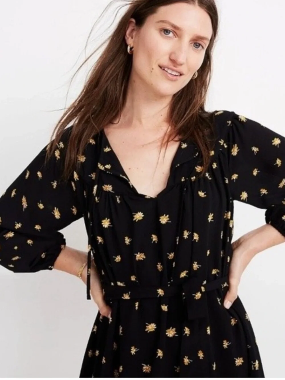 Madewell Black Floral V-Neck puff  Sleeve Dress large